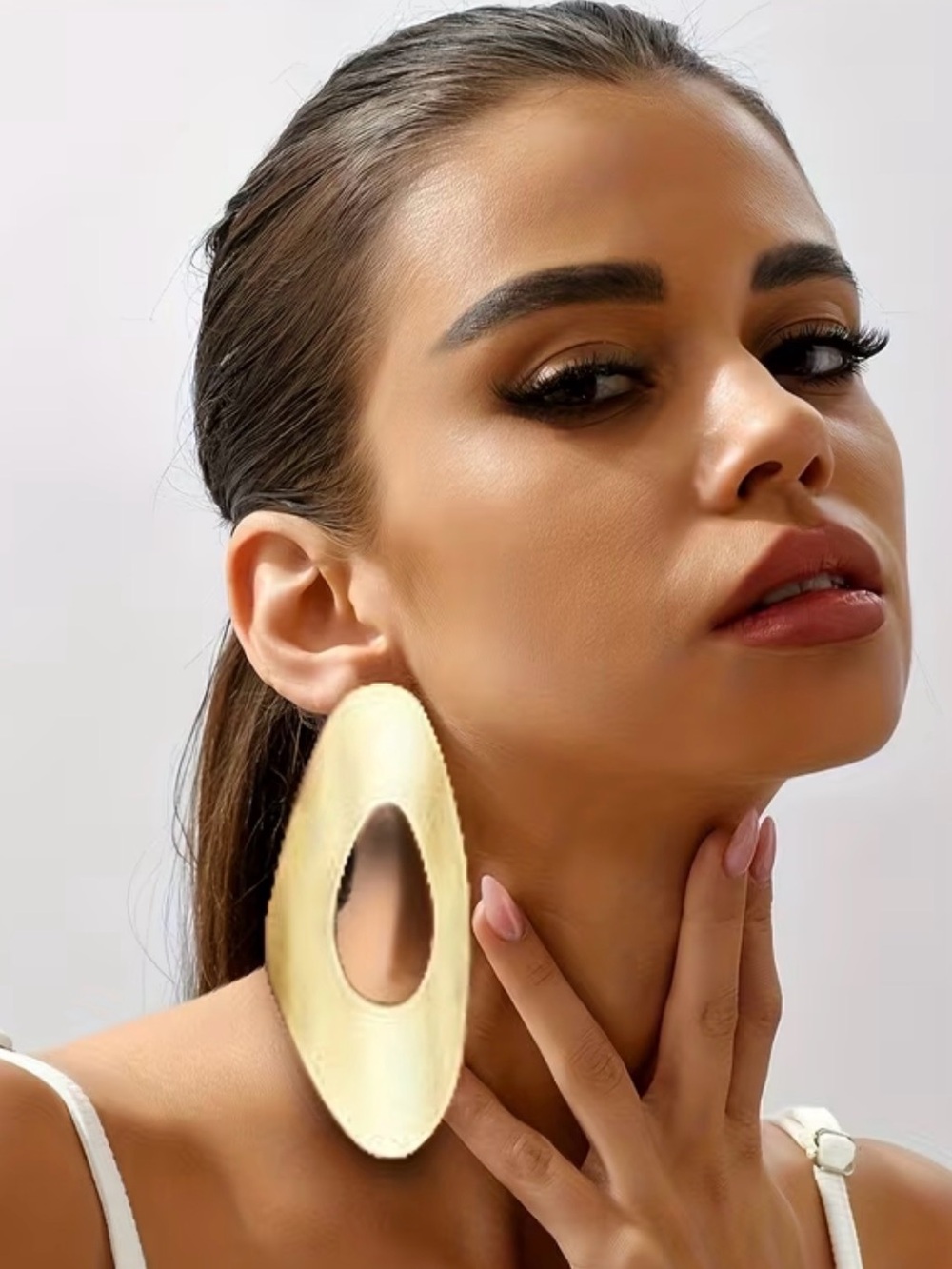 Gold Oval Cutout Statement Drop Earrings - Women Jewelry